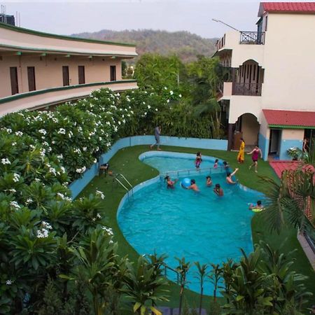 Corbett Ambience Resort Rāmnagar Eksteriør billede